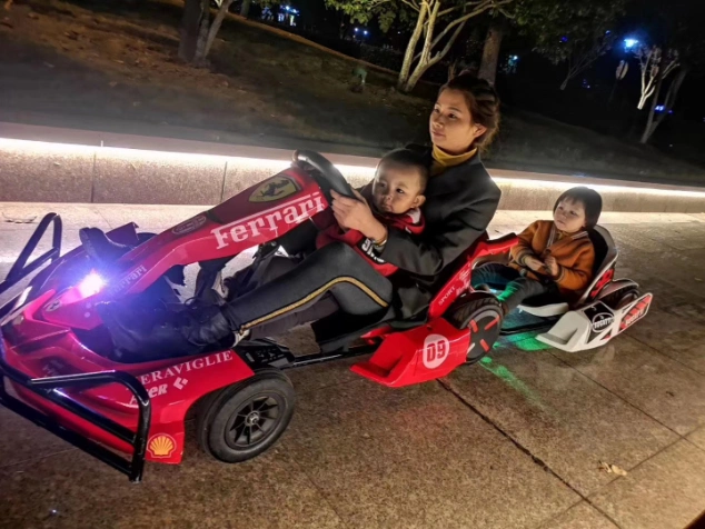 High Speed 60km/H Battery Powered Kart Racing, Electric Go Kart Pedal LED Light Electrical Axle Electric Karting Car for Adult Kids