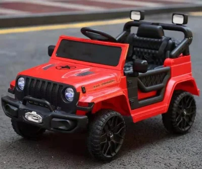 Elektrisches Allrad-Geländefahrzeug für Kinder, männliches und weibliches Babyspielzeugauto, kann mit einem ferngesteuerten Spielzeugauto fahren